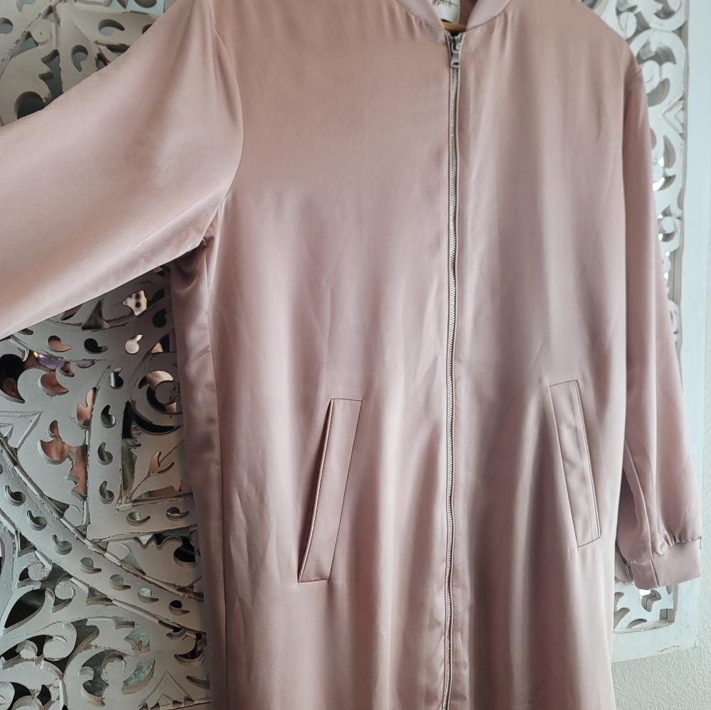 DAYA BY ZENDAYA ELEGANT SATIN DRESS/JACKET IN  SOFT PINK WOMENS SIZE SMALL - Picture 14 of 16